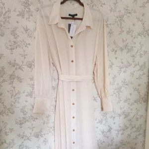 Banana Republic Cream Maxi Shirt Dress with Billowing Sleeves and Collar
